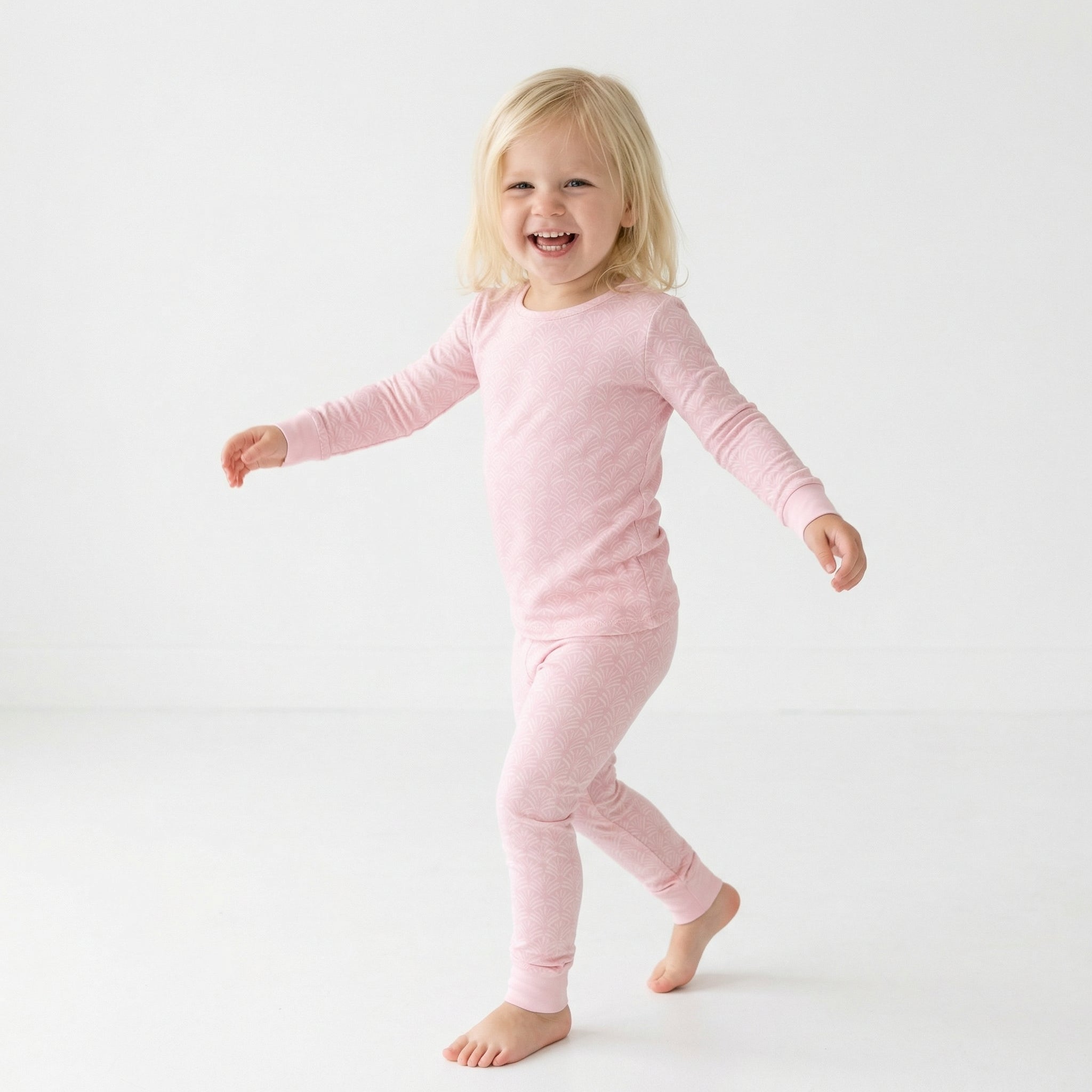 Top rated toddler pajama set in pink for sensitive skin and year round comfort