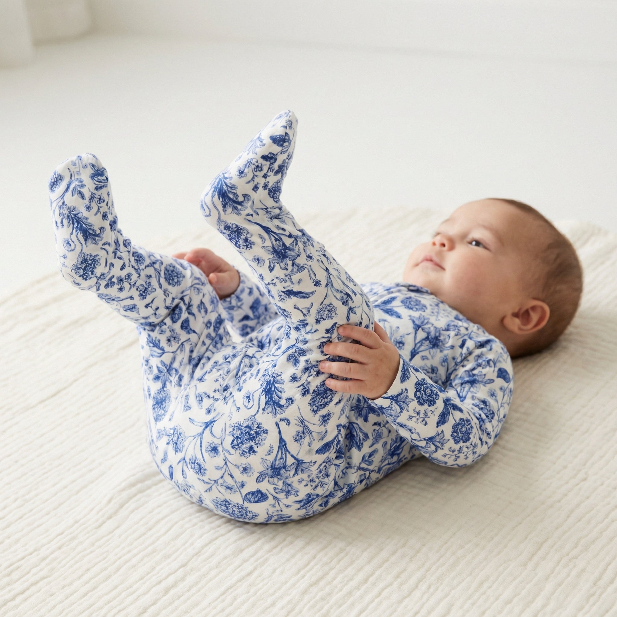 Best lightweight baby sleeper in blue floral for year round use recommended by modern parents