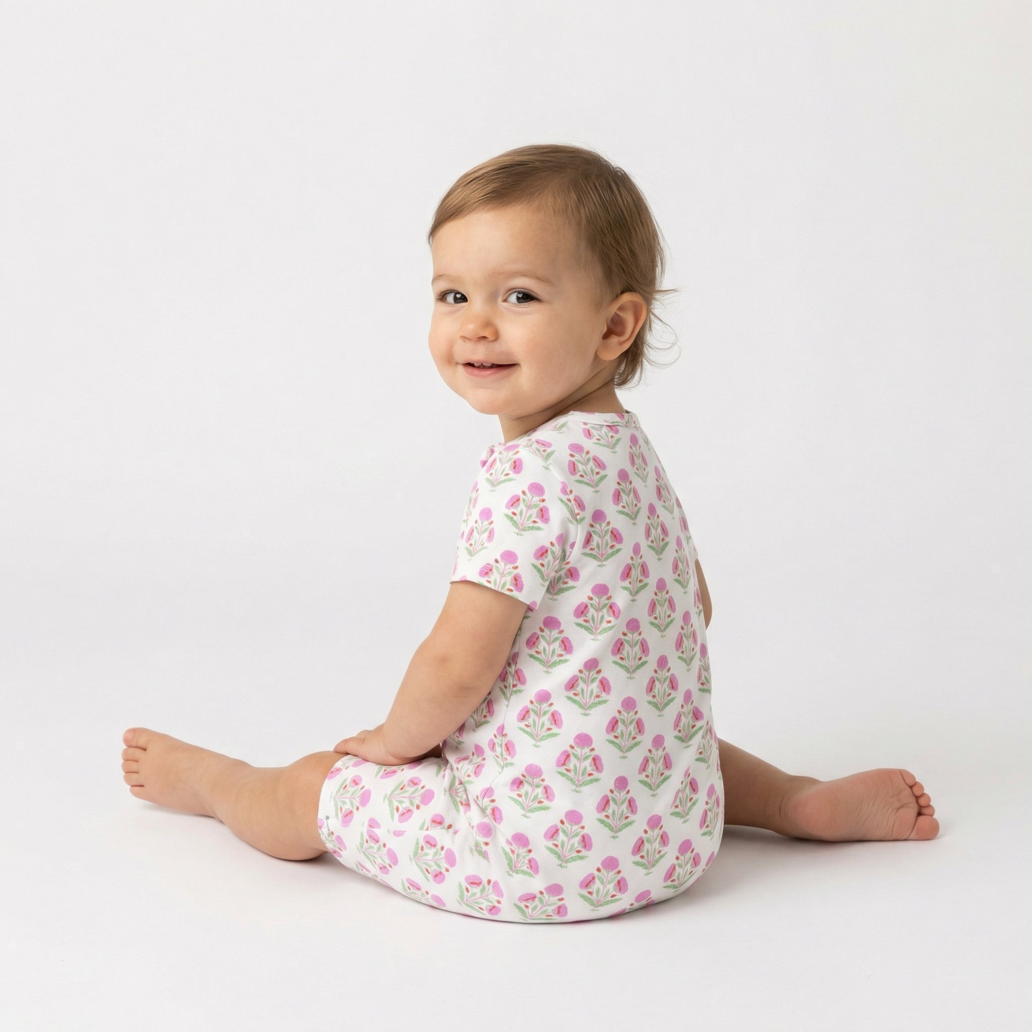 Best lightweight baby sleeper in pink floral for year round use recommended by modern parents