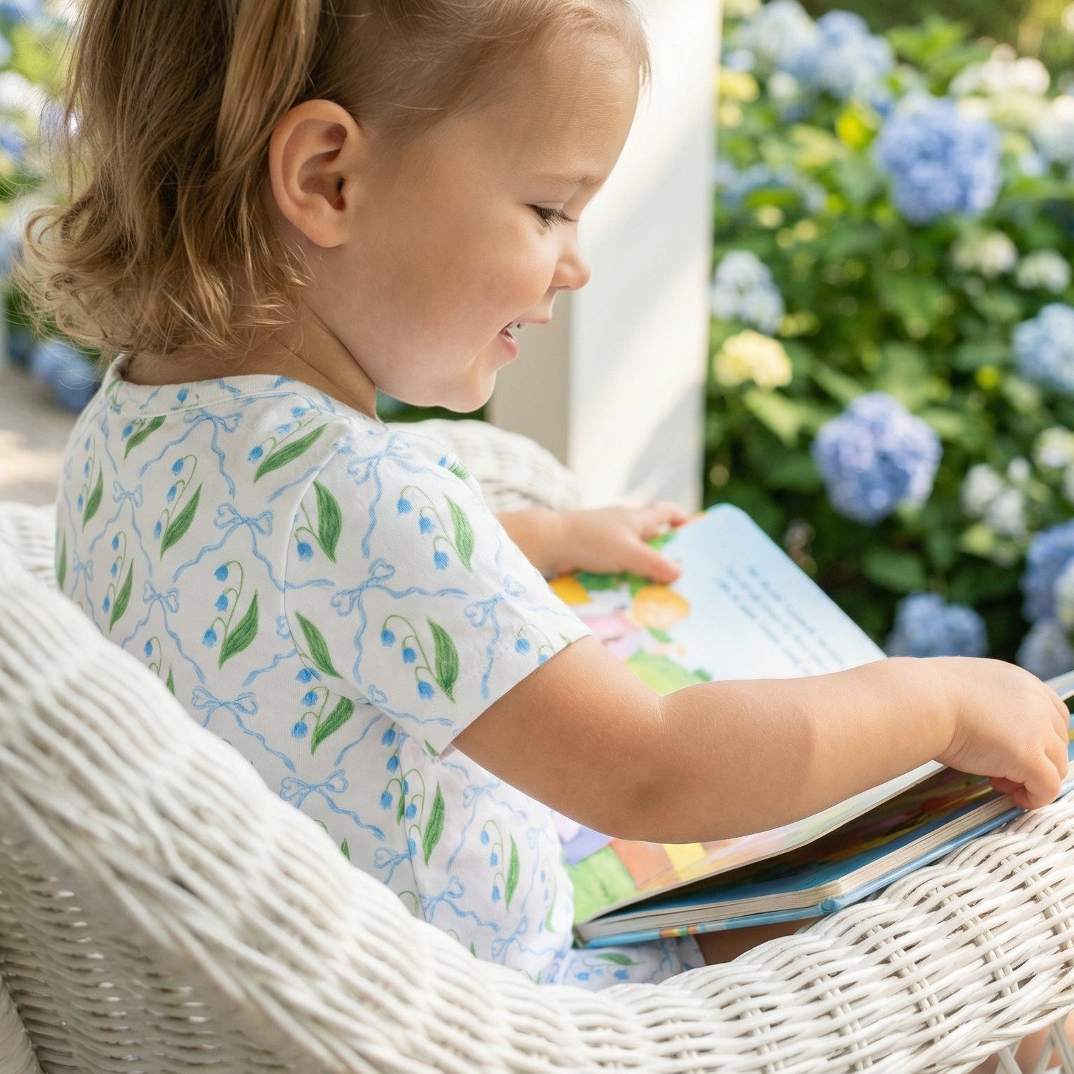 Best all season Motette white with green leaves bamboo baby sleeper for babies with eczema prone skin