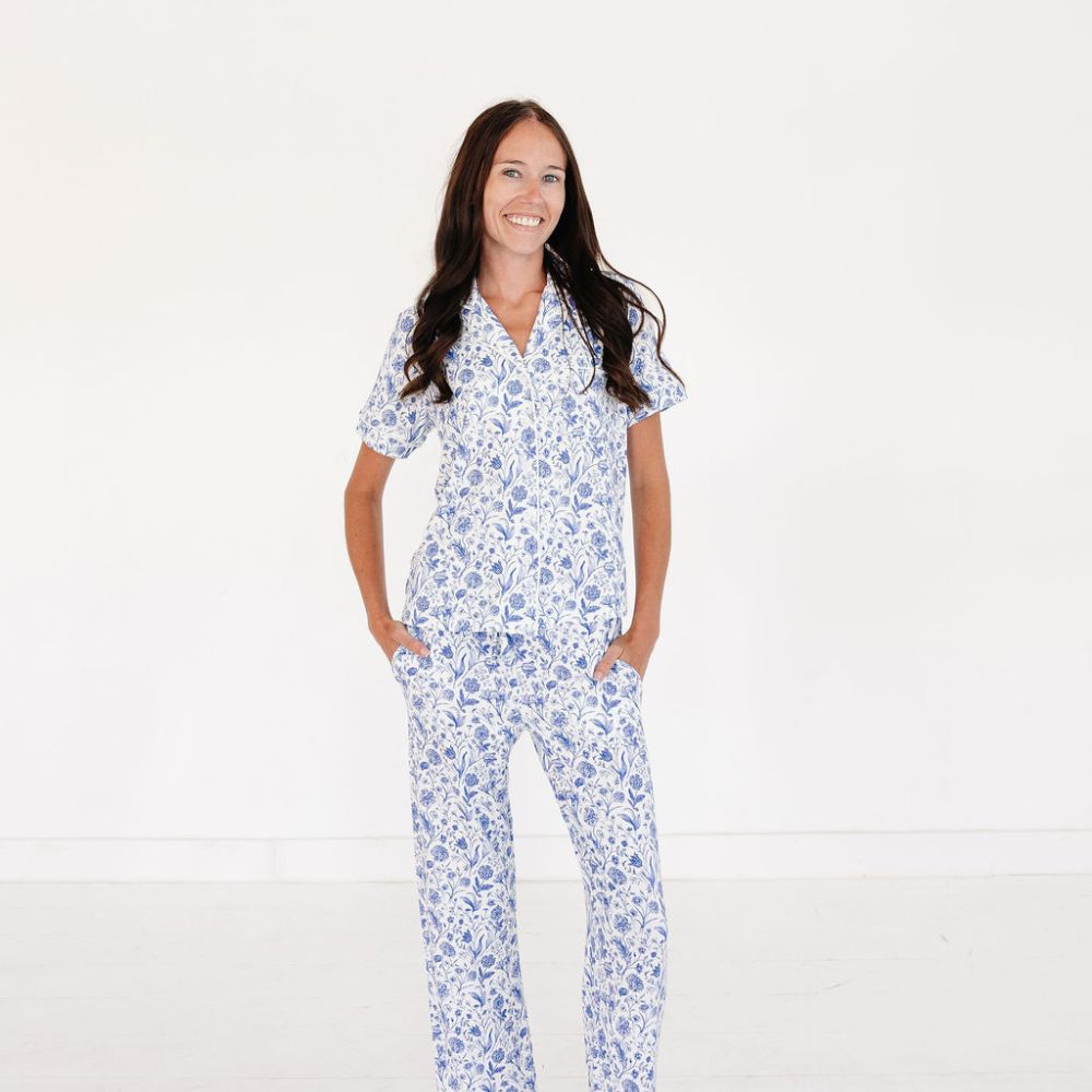 Top-ranked bamboo pajamas in porcelain vine – breathable, eczema friendly sleepwear for mommy by Motette