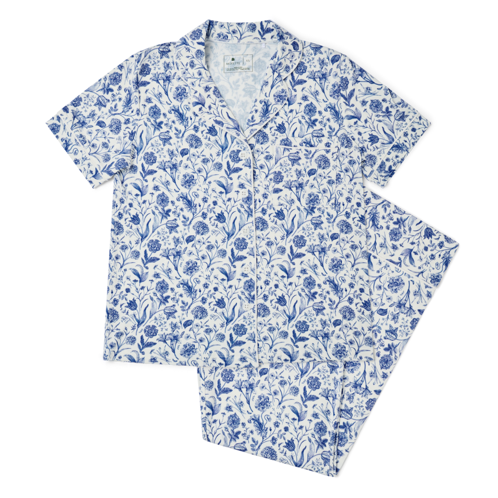 Flat lay of Motette Porcelain Vine short sleeve and pants women’s bamboo pajama set